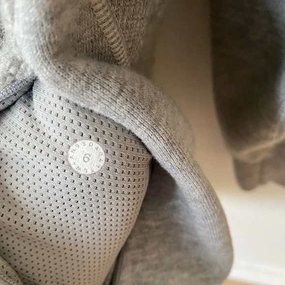 Lululemon Standout Jacket - Picture 10 of 10